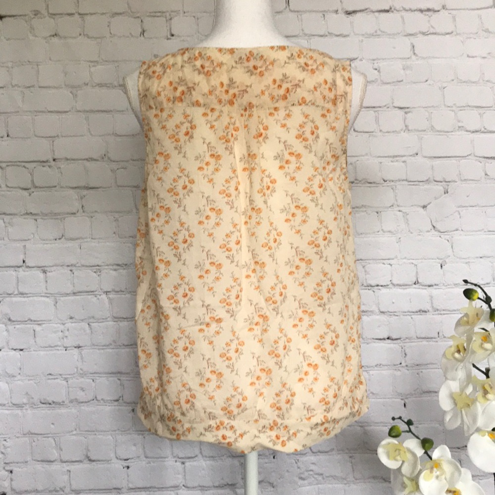 Vince Camuto Sleeveless blouse - Picture 7 of 8